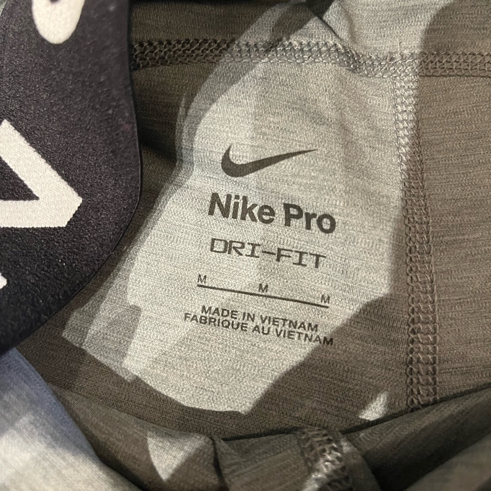 Nike Pro Shorts - Picture 2 of 2